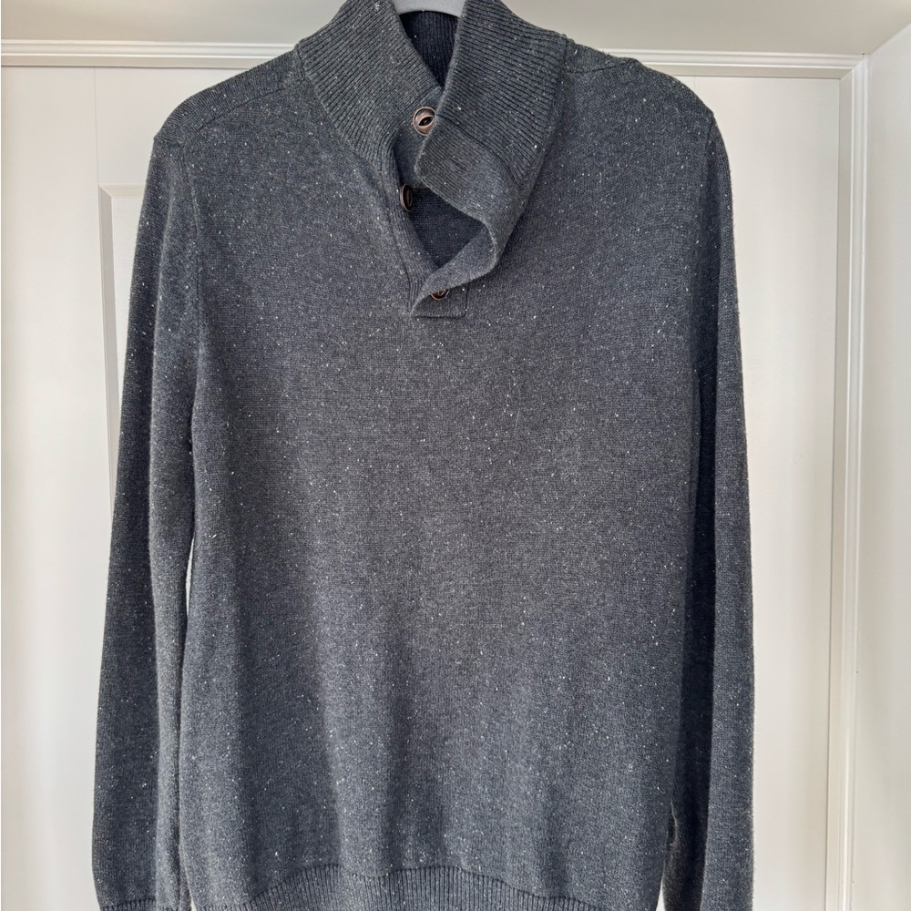 GAP Men's Charcoal 3-Button Turtleneck Sweater